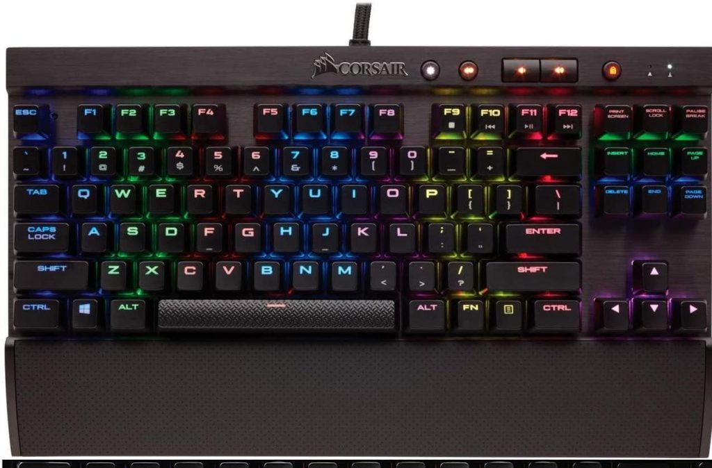 10 Best Keyboards For Small Hands {Try these if you have small hands!}